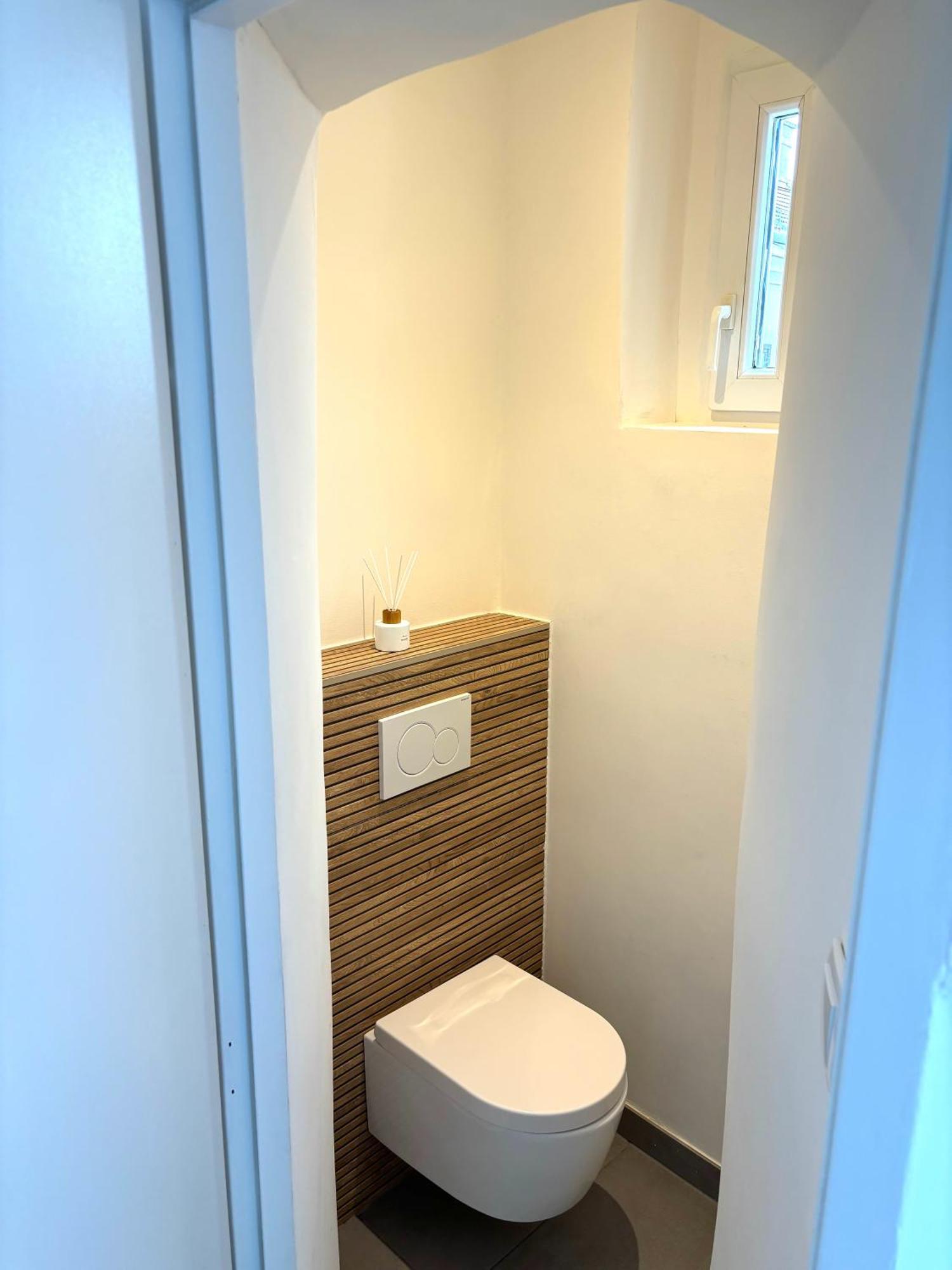 Traumhafte Wohnung Fuer 3, Grosszuegig, Walk In Dusche Vienna Esterno foto