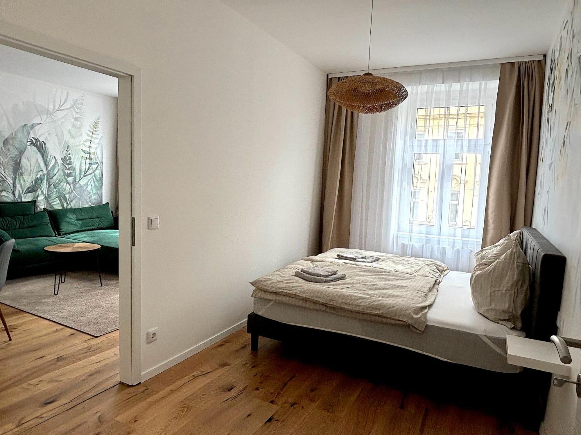 Traumhafte Wohnung Fuer 3, Grosszuegig, Walk In Dusche Vienna Esterno foto